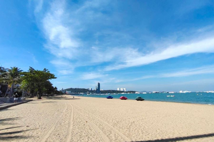 Bãi biển Pattaya - điểm đến “phải đến" với du khách và bí kíp du lịch hữu ích