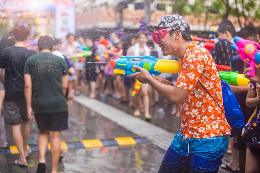 Khám Phá Songkran: Lễ Hội Té Nước Thái Lan Cực “Chất”