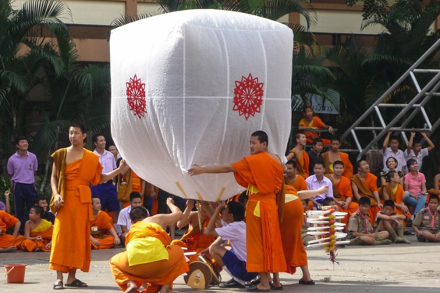 Khám phá Lễ Hội Thả Đèn Chiang Mai - Vẻ đẹp lung linh giữa trời đêm của Thái Lan